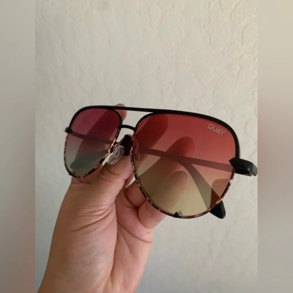 Quay Sunglasses High Key